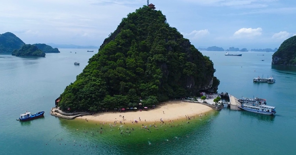 Ha Long Bay Full Day Tour With Excursion Deluxe Cruise