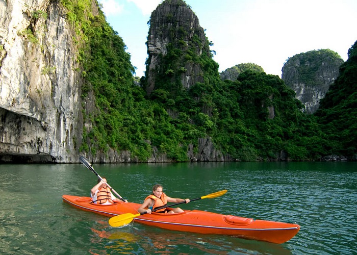 Ha Long Bay 2D1N Full Package With Le Journery  Luxury 4* Cruise By Bus/ Limousine