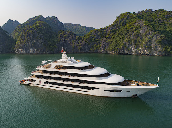 Ha Long Bay 2D1N Full Package With Scarlet Pearl 5* Cruise By Limousine